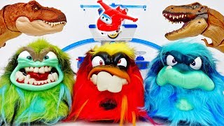 Grumblies Are Eatting Up Everything Go Go Super Wings  ToyMart TV [upl. by Nylaroc]