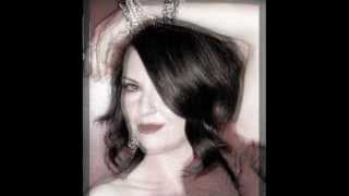 Megan Mullally sings quotAve Mariaquot beautiful [upl. by Tildie]