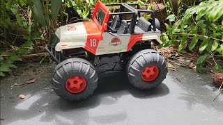 Jada Toys Jurassic World Water amp Land Jeep Wrangler 4x4 RC jeep jurassicworld jadatoys rc [upl. by Anole981]