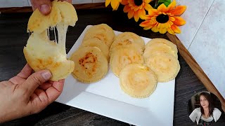 Como hacer arepas con harina pan y queso 3 ingredientes 🧀 Recetas de cocina fácil y rápido [upl. by Telfer]