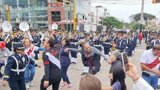 Hermosa fiesta previo al Desfile Cívico Militar [upl. by Yerag]