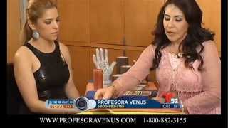 Profesora Venus en Acceso Total Telemundo [upl. by Nileuqay]