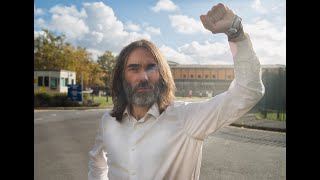 Cédric Villani après sa visite à Julian Assange dans la prison de Belmarsh [upl. by Linc]