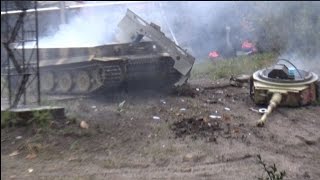 Stahl auf der Heide 2014 ♦ Panzer Tiger I Modell explodiert Explosion Modellbau RC Tank exploding [upl. by Etnaed]