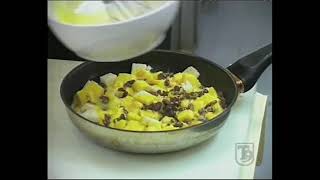 Tortino di pane con pinoli e uva sultanina  Le Ricette del Guerrino [upl. by Akiam]