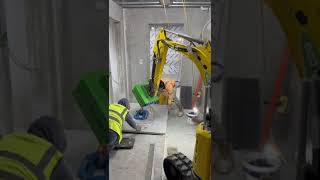 Vaculift attachment with 4 ton digger [upl. by Esinnej]