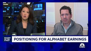 Alphabet is not a favored name among investors right now says Oppenheimers Jason Helfstein [upl. by Nrubloc]