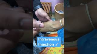 Intravenous injection 💉 lagana sikhe injection trending youtubeshorts intravenousinjection [upl. by Mauri]