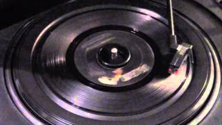 Somebody To Love  Jefferson Airplane 45 rpm [upl. by Ettevol252]