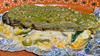 RECETA NUNCA ANTES VISTA DE NOPAL EMPAPELADO RELLENO DE RAJAS CON QUESO 🇲🇽 COMIDA MEXICANA 🇲🇽 [upl. by Gardal]