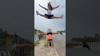 Kiski split jyada achi h  shorts ytshorts gymnast parkour viralvideo [upl. by Madelin]