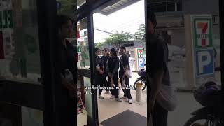 ไม่ได้กดดันนะ แค่ยืนหน้าเซเว่น555😂 shortvideo เพื่อน tlex [upl. by Ecirtel]