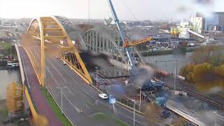 Timelapse Inschuiven spoorbrug AmsterdamRijnkanaal deel II [upl. by Corliss567]