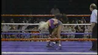 POWW WOMENS WRESTLING DESTINY VS BRANDI MAE VINTAGE POWW 1987 [upl. by Wendelina]