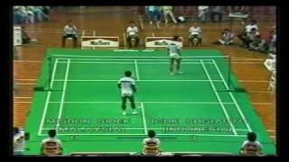 Separuh Akhir Piala Thomas 1988 Misbun Sidek vs Icuk Sugiarto [upl. by Sileas]