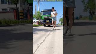 जापान में नए ट्रक ड्राइवरों के लिऐ कठीन टेस्ट होता है 🚚😱 shorts viralvideo shortsvideo [upl. by Wolf]