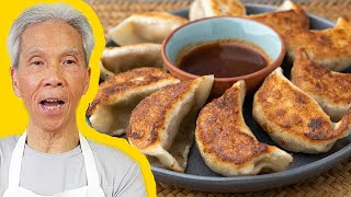 🤤 Dads MOUTHWATERING Potstickers 鍋貼 [upl. by Shult]