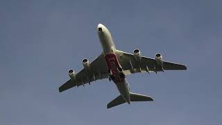 Flugzeug fliegen mit Flugschein  Flugzeuge fliegen über Flughafen Düsseldorf [upl. by Akitnahs887]