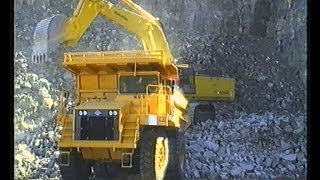 MIGHTY MACHINES Komatsu PC650SE amp OampK K60 Steinexpo Germany 05091996 [upl. by Dupaix]