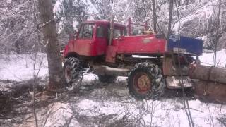 Mercedes Unimog snow extreme Lubo 8 [upl. by Farlie]