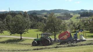 Silage amp Stroh pressen mit Vicon RF3325 und Göweil G5040 Kombi [upl. by Arhez]