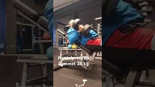 Hantelpress på Gymmet 28 kg [upl. by Aninahs]