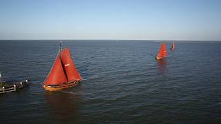 Dronebeelden botters Vereniging Behoud de volendammer Botters [upl. by Kessel]