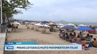 Praias lotadas e muito movimento em Itajaí e cidades da região preparam grande festa na virada [upl. by Peterson]