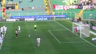 Palermo  Padova 10 azione del rigore e gol di Abel Hernandez serie B Eurobet 20132014 [upl. by Naol]