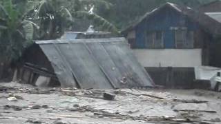 Typhoon Sendong  Dumaguete City Banica Overflow [upl. by Eboj]