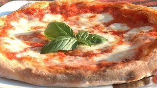 PIZZA NAPOLETANA facile e perfetta COME IN PIZZERIA [upl. by Welton]