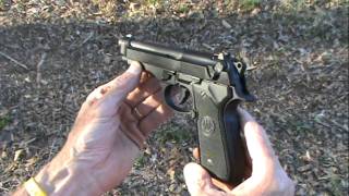 Beretta 92 FS Close Up [upl. by Rap]