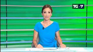 Tg La7  Edizione delle ore 1330 del 27072011 [upl. by Enerod]