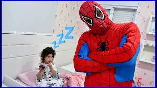 ESCONDENDO DOCES johny johny yes papa with spider man [upl. by Reave241]