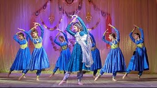 Mujhe Naulakha Manga De Re Indian Dance Group Mayuri Russia Petrozavodsk [upl. by Dnalyaw838]