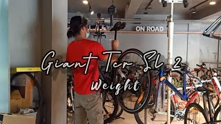 2021 GIANT TCR SL 2 MEDIUM WEIGHT [upl. by Boswall574]