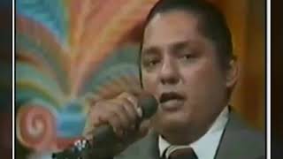 Julio Jaramillo  Copas Llenas《Full Audio Original En MP3 Y En HQ》 [upl. by Colet851]