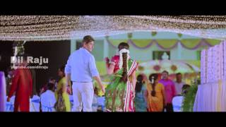 Okkasaari Scene from SVSC  Mahesh Babu Venkatesh Samantha Anjali [upl. by Llewon]