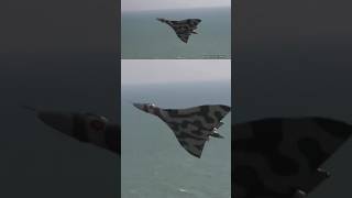 Low Vulcan Jet Cliff Edge Flyby shortvideo aviation airforce fyp [upl. by Yra]