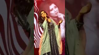 Shreya Ghoshal Tribute To Lata Mangeshkar  Shreya Ghoshal Sings Lag Ja Gale Once More With Concert [upl. by Eillib]