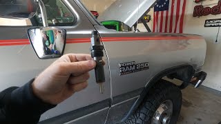 12 Valve Cummins Injector Install and Removal  59L  1st Gen CUMMINS [upl. by Amathist250]