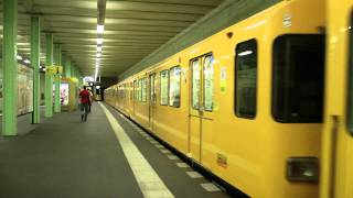 UBahn Berlin Abfahrt FZug Samariterstraße mit defektem Zielschild HD [upl. by Noside483]