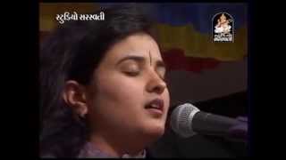 Mann Mor Bani Thangat Kare  Poonam Gondaliya  Ghumli Live Programme [upl. by Judy312]