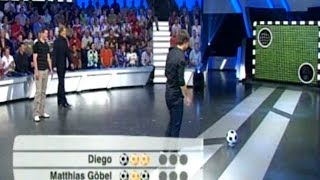 Torwandschießen gegen Diego das aktuelle Sportstudio ZDF [upl. by Shalna765]