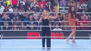 Video  Lilian Garcia returns to WWE RAW  😊👏😊 [upl. by Salli167]