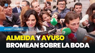 Almeida y Ayuso bromean sobre la inminente boda del alcalde [upl. by Ahseekal]