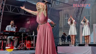 Beatrice Egli auf dem SWR Sommerfestival 2021 in Stuttgart [upl. by Akoyn591]