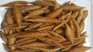 ঝিনুক পিঠা রেসিপি ॥ চিরনি পিঠা ॥ শংখ পিঠা ॥ Jhinuk Pitha Recipe॥ Ghoroa Ranna [upl. by Jehu]