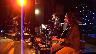 Ninda noyana handawe live  Ranidu Hinehenne mung show 2012 [upl. by Scheer]