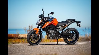 2019 KTM 790 Duke Review  MC Commute [upl. by Eiramanad]